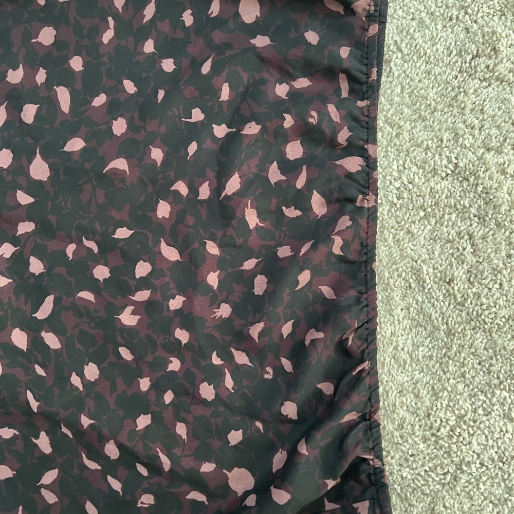 Loft Patterned Ruffle Blouse - Picture 4 of 7